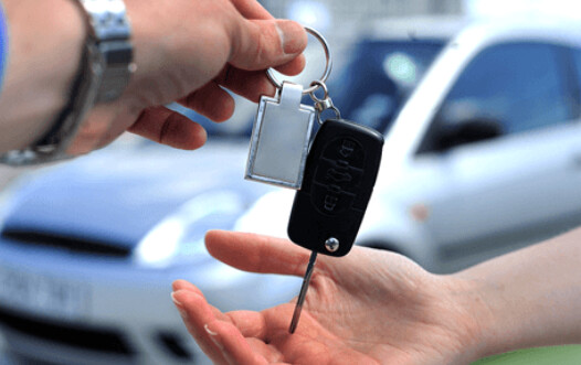 Tem como cancelar a compra de um carro financiado?