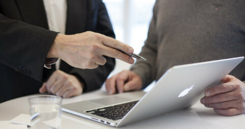 Como posso identificar uma administradora de consórcio confiável?